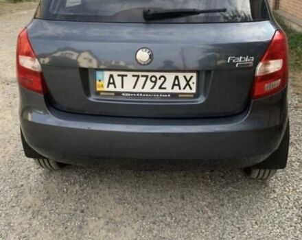 Серый Шкода Фабия, объемом двигателя 1.2 л и пробегом 82 тыс. км за 4350 $, фото 4 на Automoto.ua