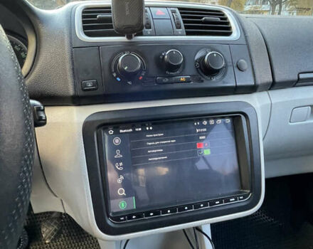 Сірий Шкода Фабія, об'ємом двигуна 1.4 л та пробігом 260 тис. км за 4299 $, фото 15 на Automoto.ua