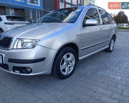 Сірий Шкода Фабія, об'ємом двигуна 1.39 л та пробігом 209 тис. км за 5400 $, фото 13 на Automoto.ua