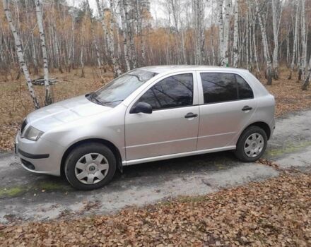 Серый Шкода Фабия, объемом двигателя 1.2 л и пробегом 202 тыс. км за 3700 $, фото 5 на Automoto.ua