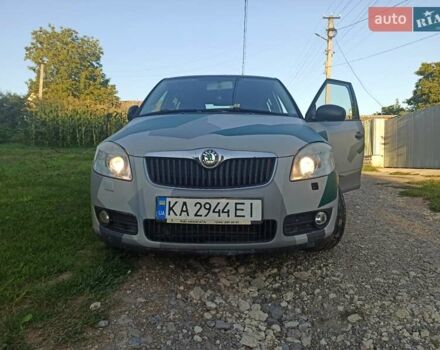 Сірий Шкода Фабія, об'ємом двигуна 1.39 л та пробігом 287 тис. км за 3500 $, фото 5 на Automoto.ua