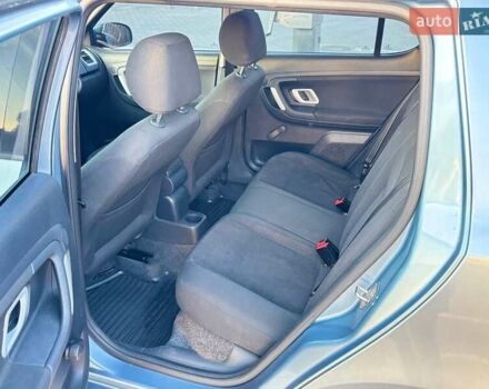 Серый Шкода Фабия, объемом двигателя 1.2 л и пробегом 181 тыс. км за 4500 $, фото 11 на Automoto.ua