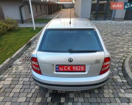 Серый Шкода Фабия, объемом двигателя 1.4 л и пробегом 116 тыс. км за 4650 $, фото 22 на Automoto.ua