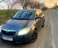 Серый Шкода Фабия, объемом двигателя 1.2 л и пробегом 270 тыс. км за 4200 $, фото 1 на Automoto.ua
