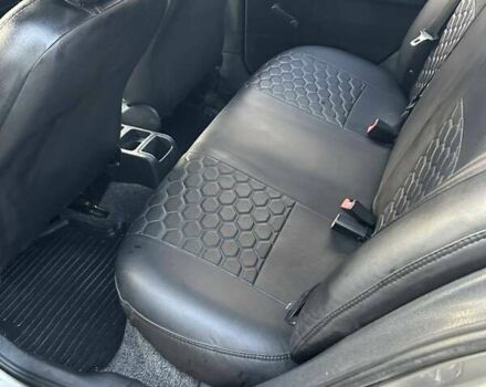 Серый Шкода Фабия, объемом двигателя 1.2 л и пробегом 195 тыс. км за 2850 $, фото 4 на Automoto.ua