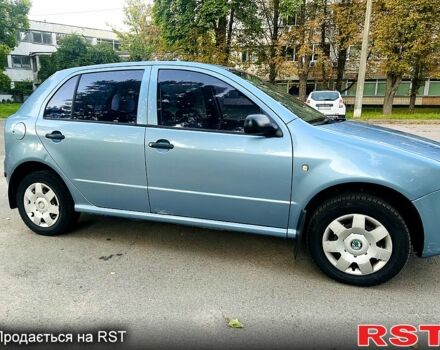 Сірий Шкода Фабія, об'ємом двигуна 1.2 л та пробігом 231 тис. км за 3300 $, фото 1 на Automoto.ua