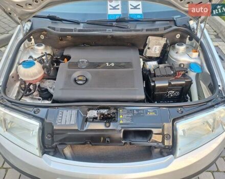 Серый Шкода Фабия, объемом двигателя 1.4 л и пробегом 116 тыс. км за 4650 $, фото 59 на Automoto.ua