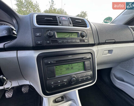 Серый Шкода Фабия, объемом двигателя 1.6 л и пробегом 236 тыс. км за 4850 $, фото 35 на Automoto.ua