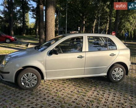 Шкода Фабия 2007 в Харькове на Automoto.ua Серый Шкода Фабия, объемом двигателя 1.2 л и пробегом 193 тыс. км за 4200 $, фото 2 на Automoto.ua