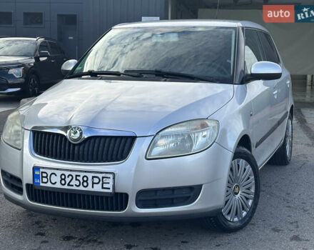 Серый Шкода Фабия, объемом двигателя 1.6 л и пробегом 236 тыс. км за 4850 $, фото 2 на Automoto.ua