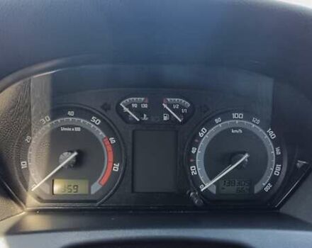 Серый Шкода Фабия, объемом двигателя 1.2 л и пробегом 144 тыс. км за 3850 $, фото 8 на Automoto.ua