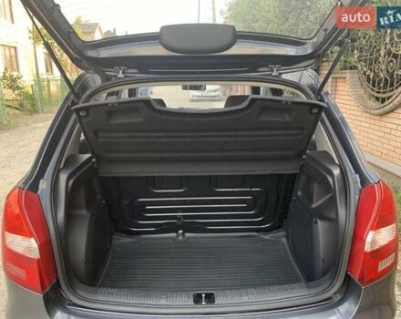 Серый Шкода Фабия, объемом двигателя 1.2 л и пробегом 80 тыс. км за 4700 $, фото 8 на Automoto.ua