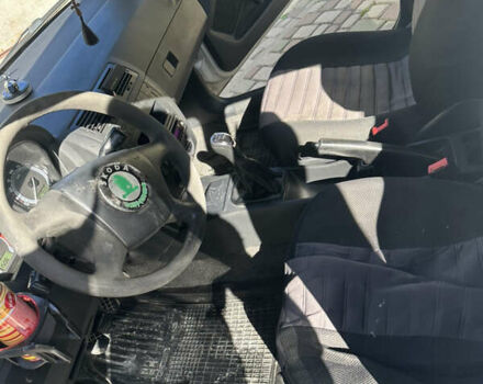 Сірий Шкода Фабія, об'ємом двигуна 1.2 л та пробігом 349 тис. км за 3200 $, фото 6 на Automoto.ua