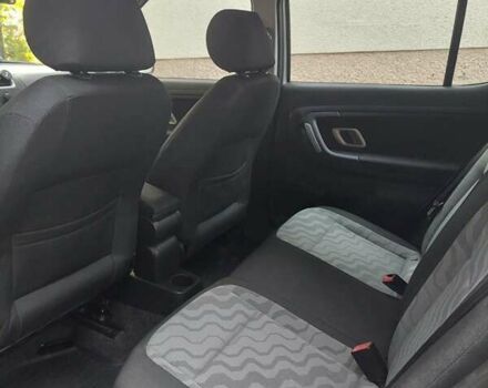 Сірий Шкода Фабія, об'ємом двигуна 1.2 л та пробігом 150 тис. км за 3500 $, фото 13 на Automoto.ua