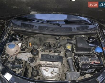 Серый Шкода Фабия, объемом двигателя 1.2 л и пробегом 80 тыс. км за 4700 $, фото 13 на Automoto.ua