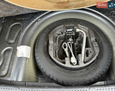 Серый Шкода Фабия, объемом двигателя 1.2 л и пробегом 179 тыс. км за 4299 $, фото 31 на Automoto.ua