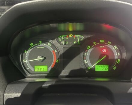 Серый Шкода Фабия, объемом двигателя 1.2 л и пробегом 145 тыс. км за 3900 $, фото 10 на Automoto.ua