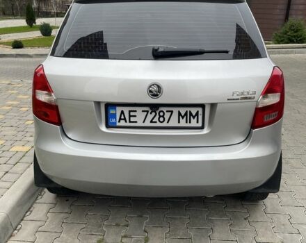 Серый Шкода Фабия, объемом двигателя 1.4 л и пробегом 208 тыс. км за 5500 $, фото 3 на Automoto.ua