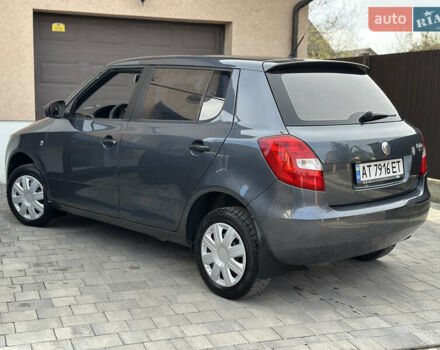 Серый Шкода Фабия, объемом двигателя 1.2 л и пробегом 179 тыс. км за 4299 $, фото 10 на Automoto.ua