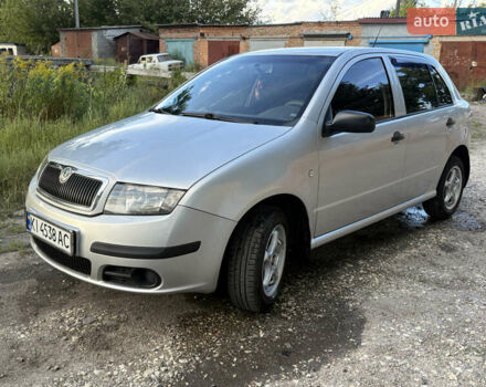 Серый Шкода Фабия, объемом двигателя 1.2 л и пробегом 318 тыс. км за 4500 $, фото 4 на Automoto.ua