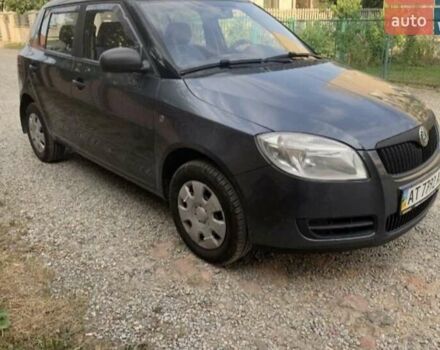 Серый Шкода Фабия, объемом двигателя 1.2 л и пробегом 82 тыс. км за 4350 $, фото 2 на Automoto.ua