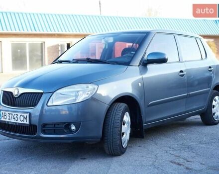 Серый Шкода Фабия, объемом двигателя 1.39 л и пробегом 211 тыс. км за 3900 $, фото 8 на Automoto.ua