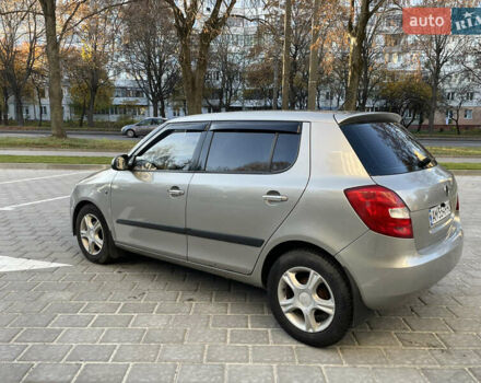 Сірий Шкода Фабія, об'ємом двигуна 1.4 л та пробігом 260 тис. км за 4299 $, фото 8 на Automoto.ua