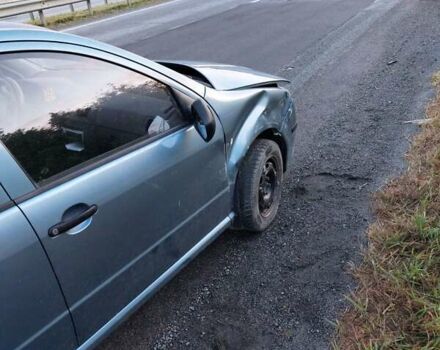 Шкода Фабия 2007 в Бродах на Automoto.ua Серый Шкода Фабия, объемом двигателя 1.2 л и пробегом 290 тыс. км за 1700 $, фото 3 на Automoto.ua