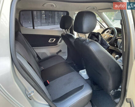 Сірий Шкода Фабія, об'ємом двигуна 1.4 л та пробігом 260 тис. км за 4299 $, фото 22 на Automoto.ua