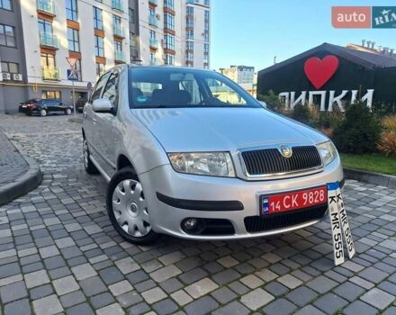 Серый Шкода Фабия, объемом двигателя 1.4 л и пробегом 116 тыс. км за 4650 $, фото 5 на Automoto.ua