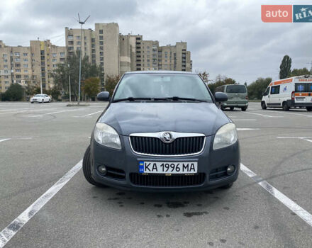 Сірий Шкода Фабія, об'ємом двигуна 1.4 л та пробігом 314 тис. км за 4300 $, фото 1 на Automoto.ua