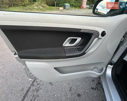 Серый Шкода Фабия, объемом двигателя 1.6 л и пробегом 236 тыс. км за 4850 $, фото 28 на Automoto.ua