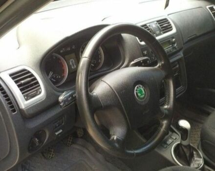 Серый Шкода Фабия, объемом двигателя 1.4 л и пробегом 205 тыс. км за 6000 $, фото 12 на Automoto.ua