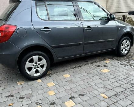 Сірий Шкода Фабія, об'ємом двигуна 1.4 л та пробігом 185 тис. км за 5700 $, фото 4 на Automoto.ua