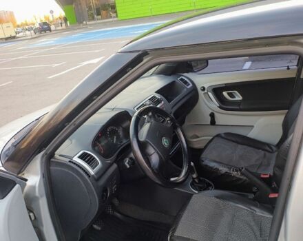 Серый Шкода Фабия, объемом двигателя 1.4 л и пробегом 372 тыс. км за 3500 $, фото 6 на Automoto.ua