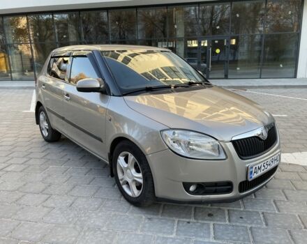 Сірий Шкода Фабія, об'ємом двигуна 1.4 л та пробігом 260 тис. км за 4299 $, фото 1 на Automoto.ua