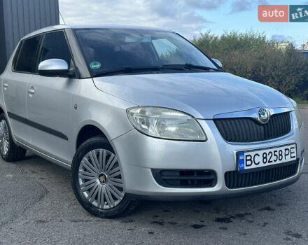 Серый Шкода Фабия, объемом двигателя 1.6 л и пробегом 236 тыс. км за 4850 $, фото 14 на Automoto.ua