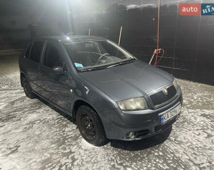 Сірий Шкода Фабія, об'ємом двигуна 1.2 л та пробігом 145 тис. км за 3900 $, фото 16 на Automoto.ua