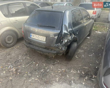 Сірий Шкода Фабія, об'ємом двигуна 1.2 л та пробігом 223 тис. км за 1200 $, фото 3 на Automoto.ua