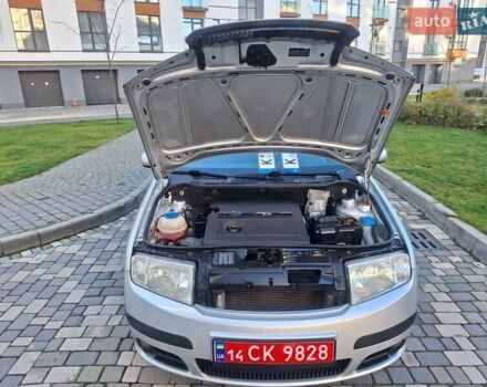 Серый Шкода Фабия, объемом двигателя 1.4 л и пробегом 116 тыс. км за 4650 $, фото 56 на Automoto.ua