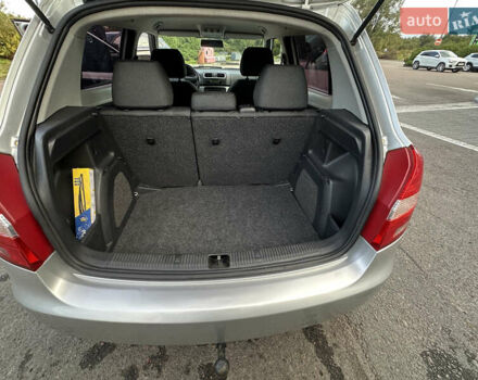 Серый Шкода Фабия, объемом двигателя 1.6 л и пробегом 236 тыс. км за 4850 $, фото 42 на Automoto.ua