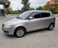Серый Шкода Фабия, объемом двигателя 1.2 л и пробегом 198 тыс. км за 3850 $, фото 5 на Automoto.ua