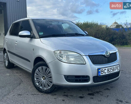 Серый Шкода Фабия, объемом двигателя 1.6 л и пробегом 236 тыс. км за 4850 $, фото 10 на Automoto.ua