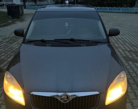 Серый Шкода Фабия, объемом двигателя 1.2 л и пробегом 178 тыс. км за 4500 $, фото 1 на Automoto.ua