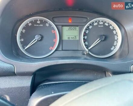 Серый Шкода Фабия, объемом двигателя 1.2 л и пробегом 181 тыс. км за 4500 $, фото 16 на Automoto.ua