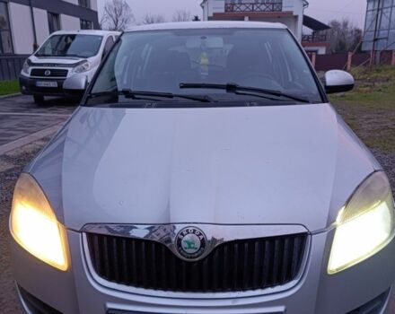 Серый Шкода Фабия, объемом двигателя 1.2 л и пробегом 226 тыс. км за 3125 $, фото 5 на Automoto.ua