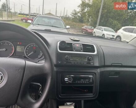 Сірий Шкода Фабія, об'ємом двигуна 1.6 л та пробігом 94 тис. км за 5499 $, фото 5 на Automoto.ua