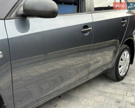 Серый Шкода Фабия, объемом двигателя 1.2 л и пробегом 179 тыс. км за 4299 $, фото 34 на Automoto.ua