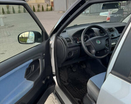 Сірий Шкода Фабія, об'ємом двигуна 1.2 л та пробігом 206 тис. км за 4700 $, фото 12 на Automoto.ua