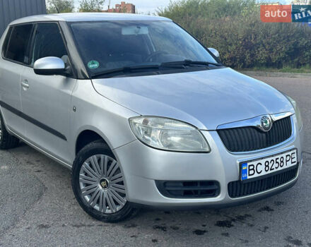 Серый Шкода Фабия, объемом двигателя 1.6 л и пробегом 236 тыс. км за 4850 $, фото 13 на Automoto.ua